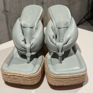 Paloma Barcelo NWOB 39 Tess Slip On Espadrille Platform Wedge Sandals Leather